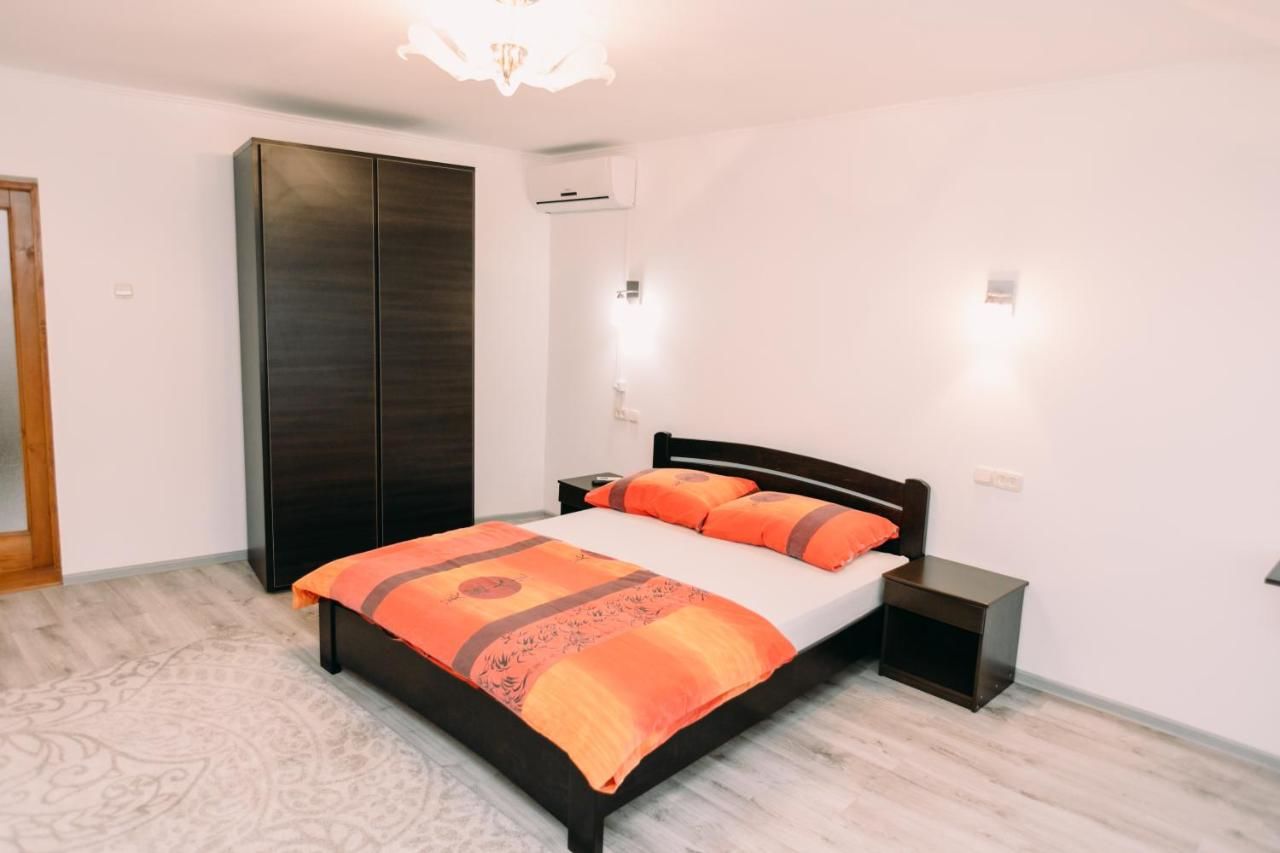 Гостевой дом Apartments in Uzhgorod Ужгород