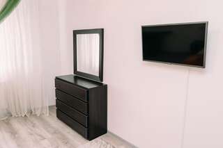 Гостевой дом Apartments in Uzhgorod Ужгород Большой двухместный номер с 1 кроватью-5