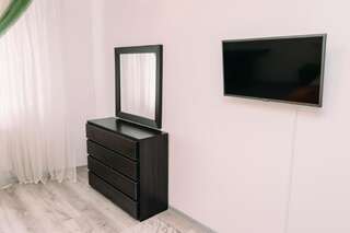 Гостевой дом Apartments in Uzhgorod Ужгород Большой двухместный номер с 1 кроватью-15