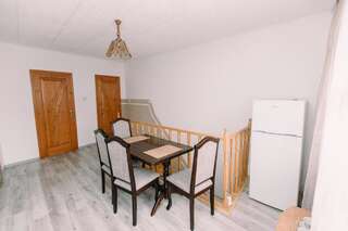 Гостевой дом Apartments in Uzhgorod Ужгород Большой двухместный номер с 1 кроватью-2