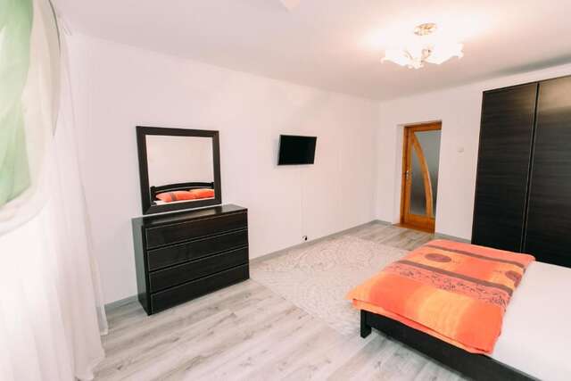 Гостевой дом Apartments in Uzhgorod Ужгород-22